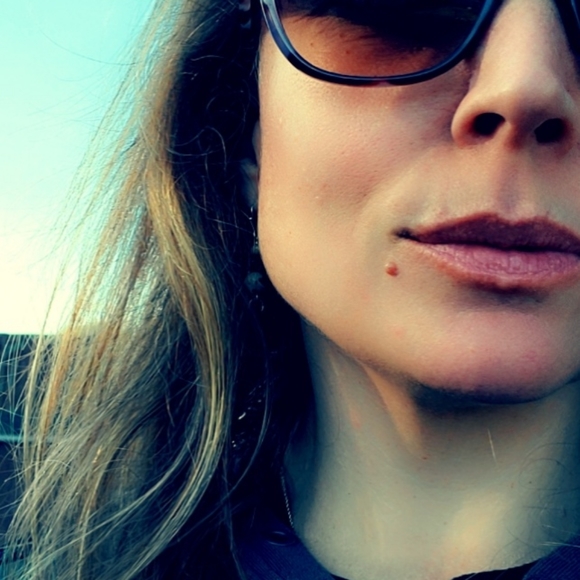 Dresses, jumpsuits, shorts, hoodies, rompers - Picture 1 of 4